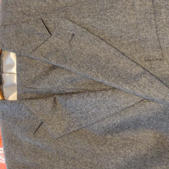 Hugo Boss cashmere wool gray suit - Picture 5 of 6